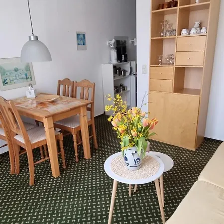 Rosa Canina, W7 * Kellenhusen