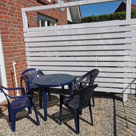 Rosa Canina, W7 * Kellenhusen